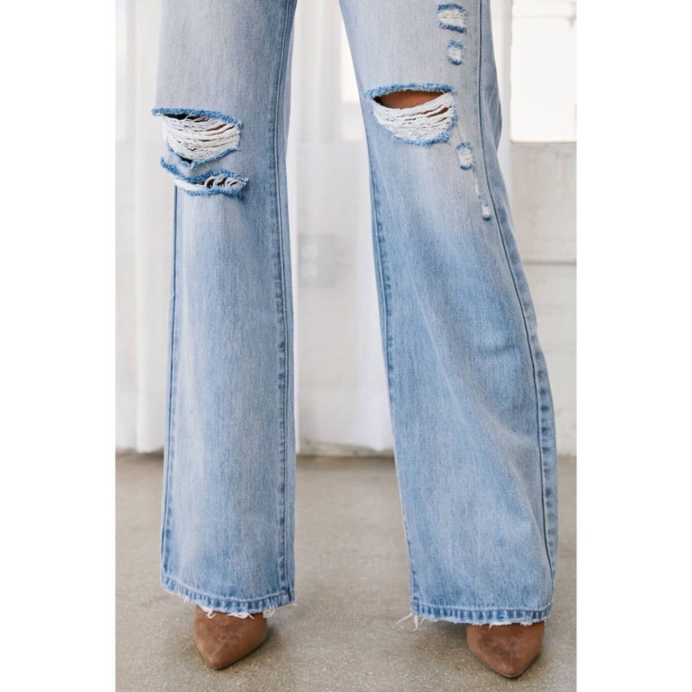 PRICE DROP Ruby 90’s Ultra High Rise Exposed Button Flare Jeans - Picture 7 of 10